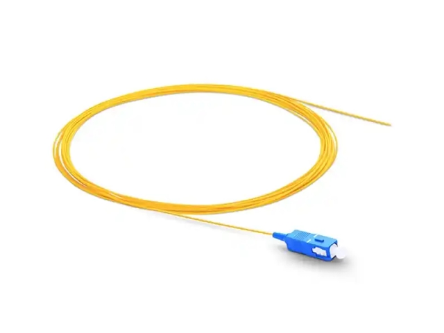 Fiber optic SC pigtail singlemode 9/125 SC/APC-SM-9/125-1,5M-EX